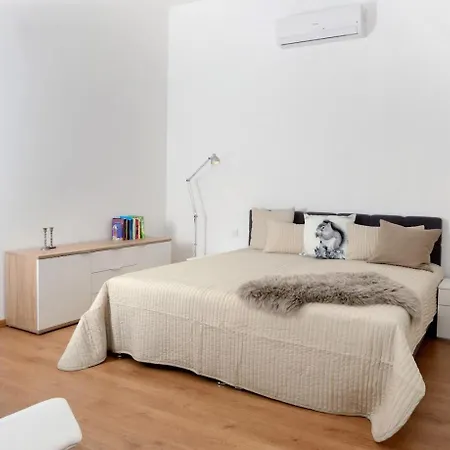 Stresni Apartman Luhacovice *